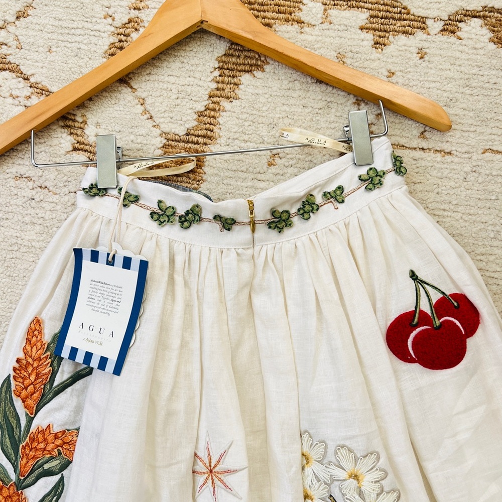 Agua by Agua Bendita TANGELO WILD MAXI SKIRT

Embroidered Appliqués - Picture 6 of 13